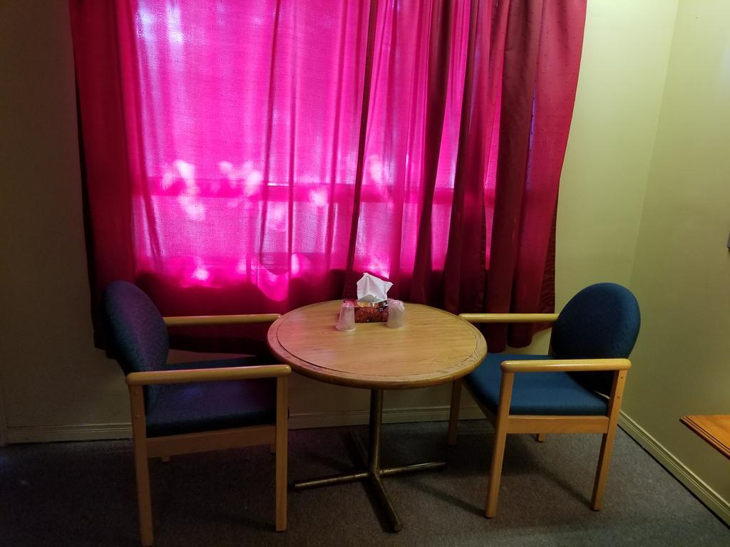 Motel Montreal Notre-Dame-de-l'Ile-Perrot Экстерьер фото