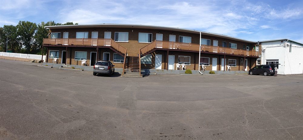 Motel Montreal Notre-Dame-de-l'Ile-Perrot Экстерьер фото